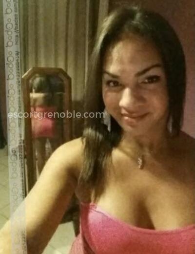 Escort Trans laysa très féminine de passage à centreGrenoble 0673249110 - Photo 5 №333